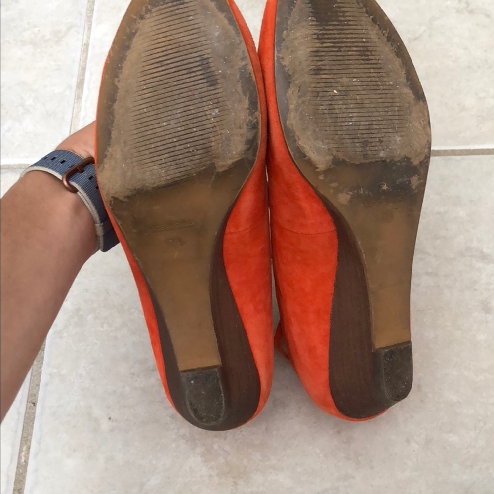 Orange Flats - Picture 6 of 6